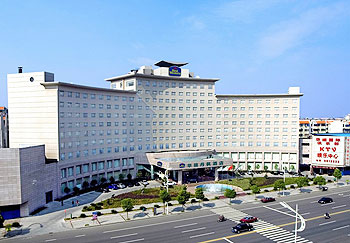 岳阳华瑞丹枫酒店酒店外观 酒店外观