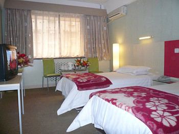 郑州佳园雅达酒店标准间 标准间