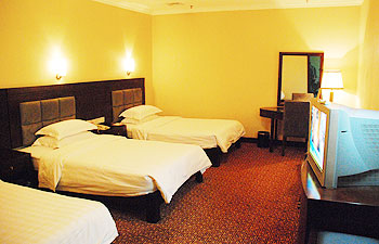 广州南美元生态休闲大酒店三人房 三人房