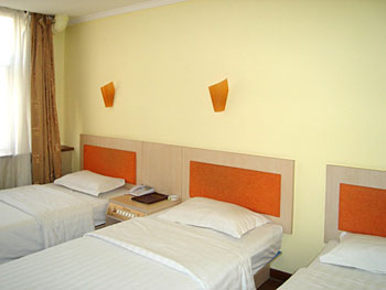 北京山泉锦绣宾馆三人间 三人间