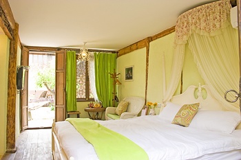 丽江(含束河)丽江束河古镇情人结客栈束缨大床房 束缨大床房