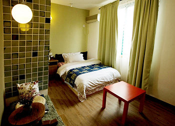杭州半瓶子旅舍花园单人间 花园单人间