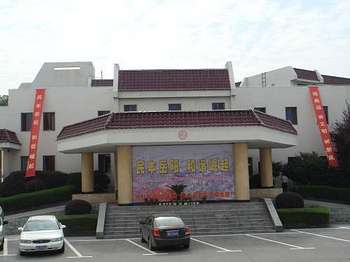 岳阳南湖宾馆酒店外观 酒店外观