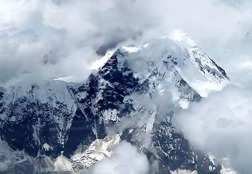 震撼人心之美 中国十大雄伟山峰攀登攻略