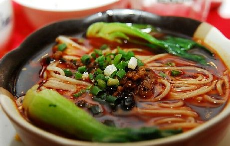 美食宝地成都 一天吃N顿！
